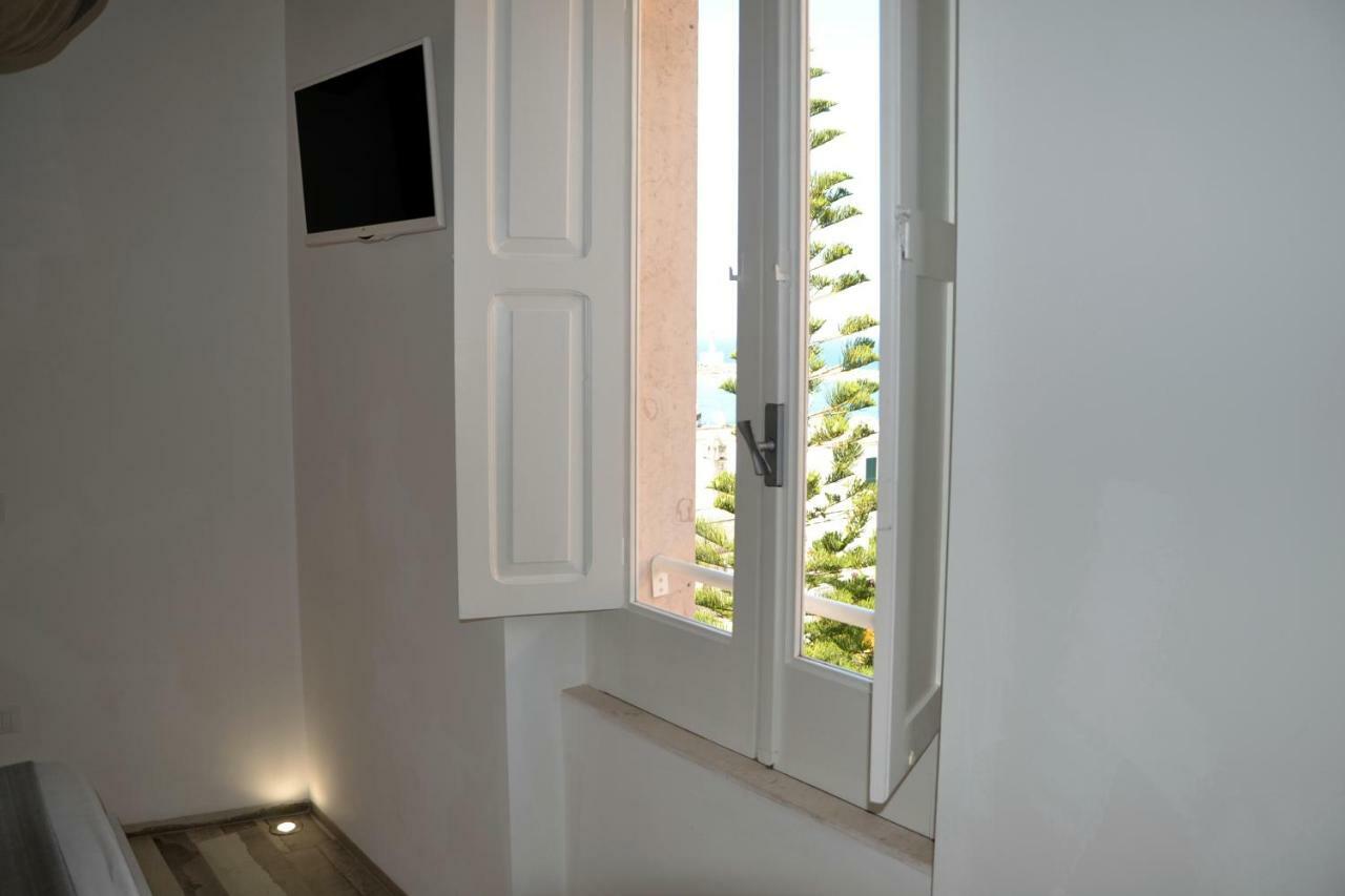 Quintessenza - Charme Rooms Вьесте Экстерьер фото